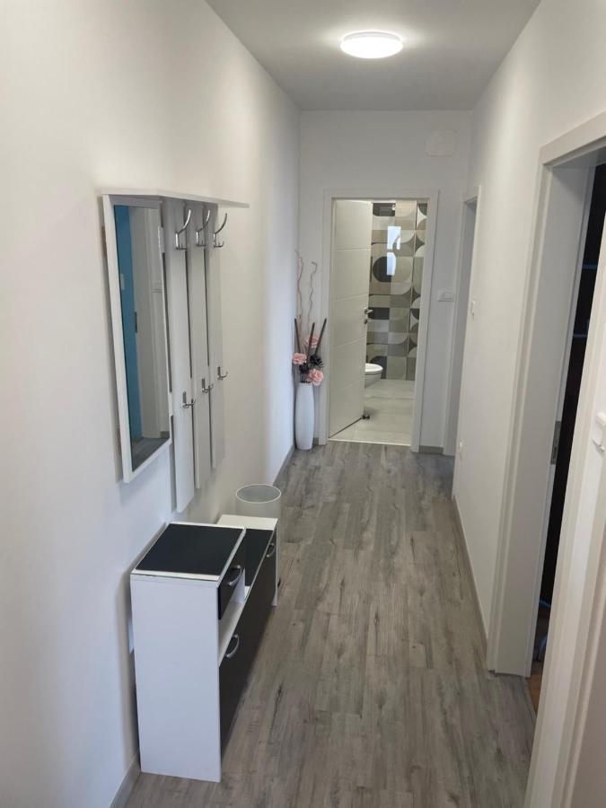 Apartment Spacious New App For 5 Persons, Close Beach&city *